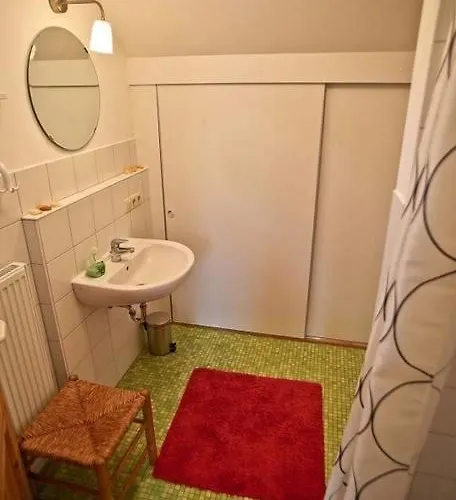 Kastaniengruen 度假居 *